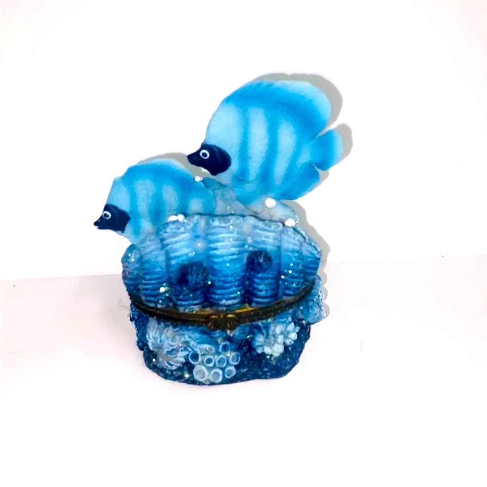 RARE Blue Fish Coral Reef Pearls Trinket Box Starfish 2002 direct connection